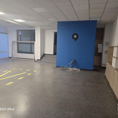 Commerce  500000 €