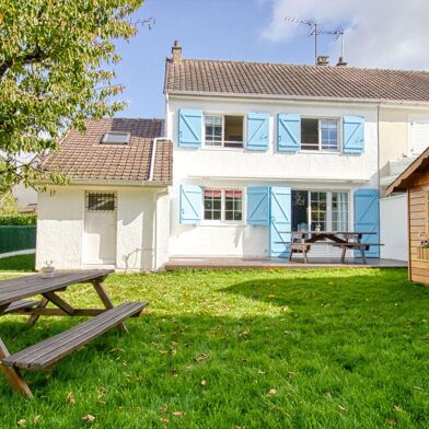 Maison 5 pièces 359000 €