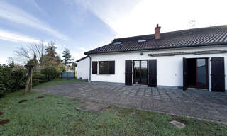 Maison 5 Pièces 144 m² à louer à Arnage (72230)