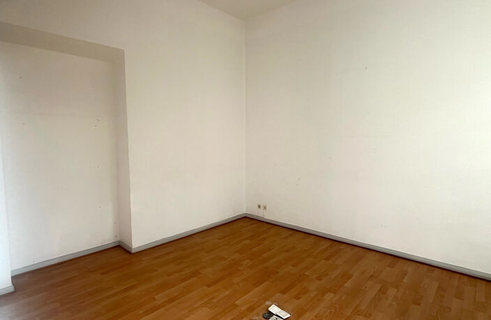 Vente Ajaccio T7 centre ville — photo 3