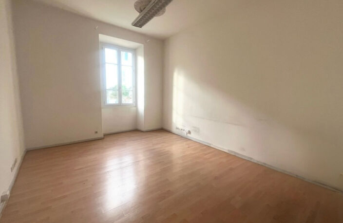Vente Ajaccio T7 centre ville — photo 4