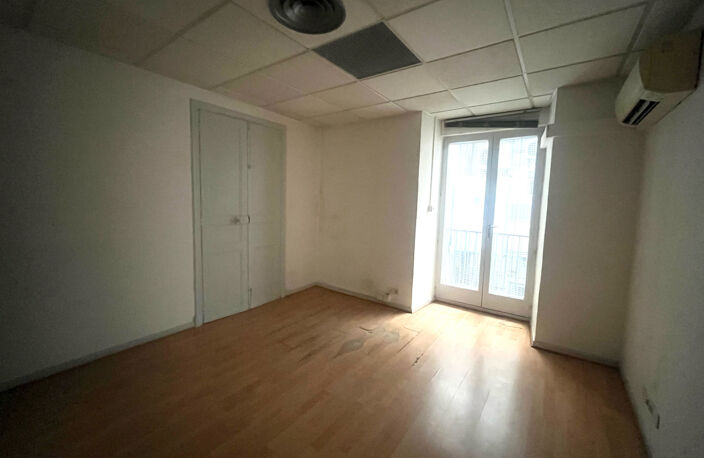 Vente Ajaccio T7 centre ville — photo 5