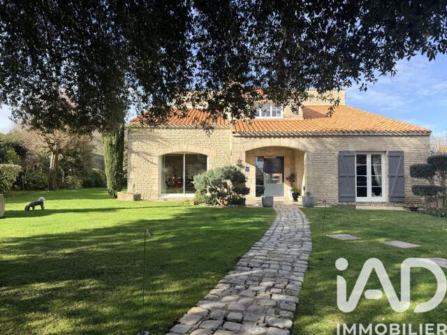 Vente Maison/villa 8 pièces — photo du bien