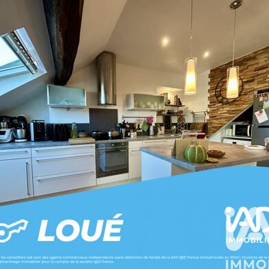 Appartement 3 pièces 860 €