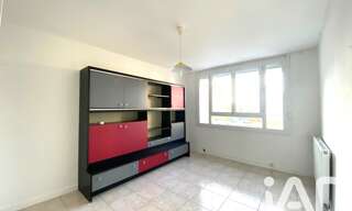 Immeuble  39 m² à louer à Mérignac (33700)