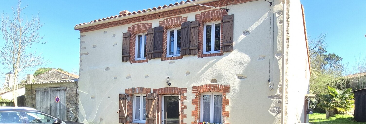 Maison 3 Pièces 77 m² à vendre à Saint-Étienne-du-Bois (85670)