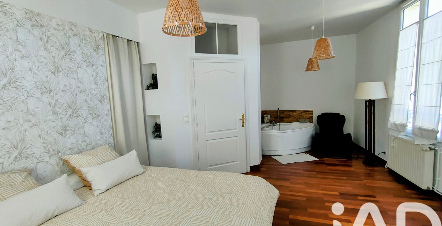 Vente Maison/villa 9 pièces — photo 1