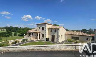 Maison 6 Pièces 275 m² à vendre à Saint-Amant-de-Boixe (16330)