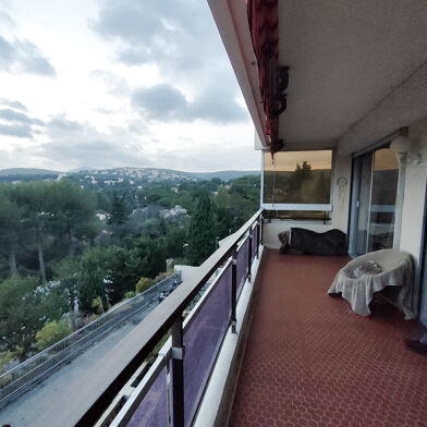 Appartement 3 pièces 1336 €