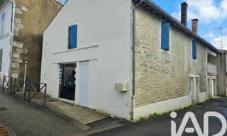 Immeuble  183 m² à vendre à Saint-Hilaire-de-Villefranche (17770)