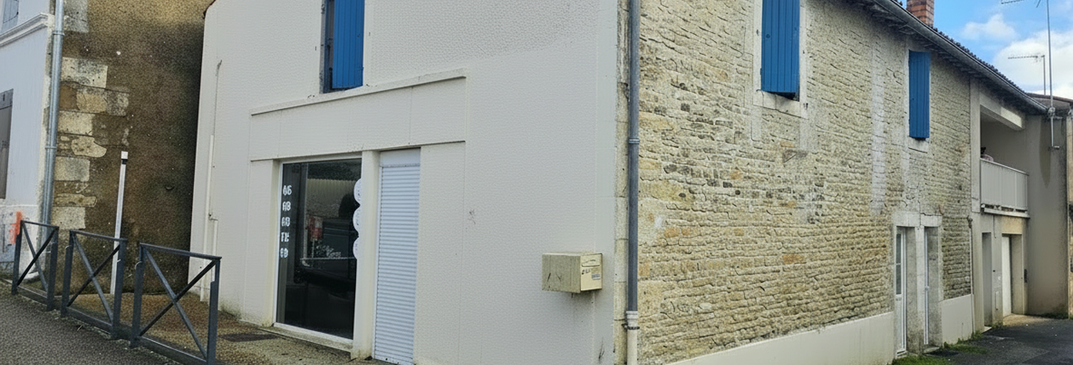 Immeuble  183 m² à vendre à Saint-Hilaire-de-Villefranche (17770)