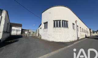 Immeuble  1722 m² à vendre à Bellevigne-les-Châteaux (49260)