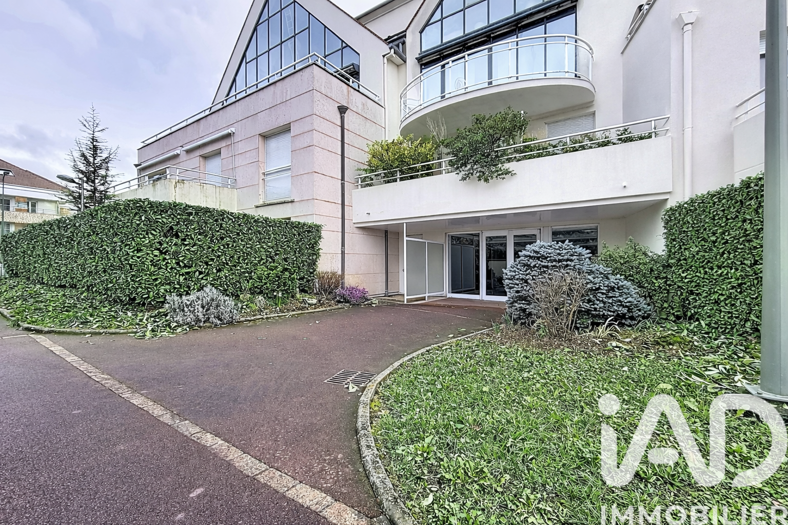 Vente Appartement 2 pièces - Photo 2