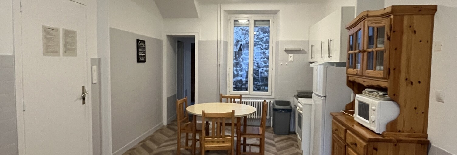 Immeuble  167 m² à vendre à La Bourboule (63150)