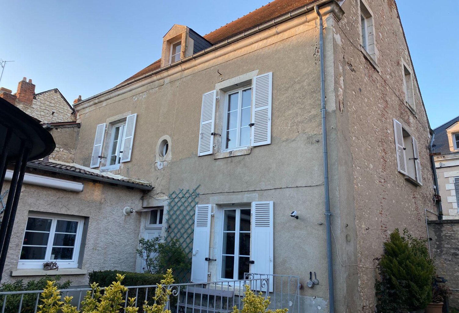 Vente maison 7 pièces 205 m² Saint-Gaultier (36800) — photo 1