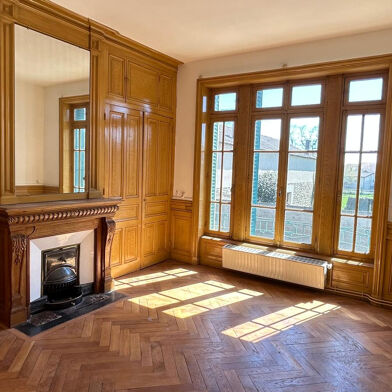 Appartement 4 pièces 920 €