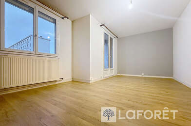 Appartement 4 pièces 750 €