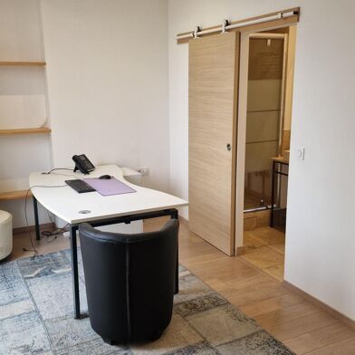 Appartement 5 pièces 1500 €