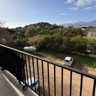 Appartement 2 pièces 764 €