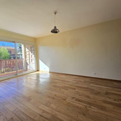 Appartement 2 pièces 900 €