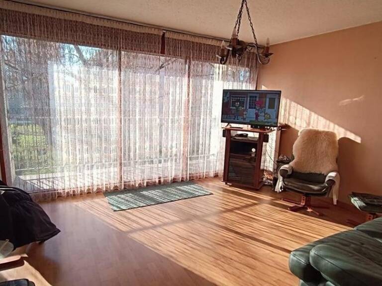T4 — photo 1