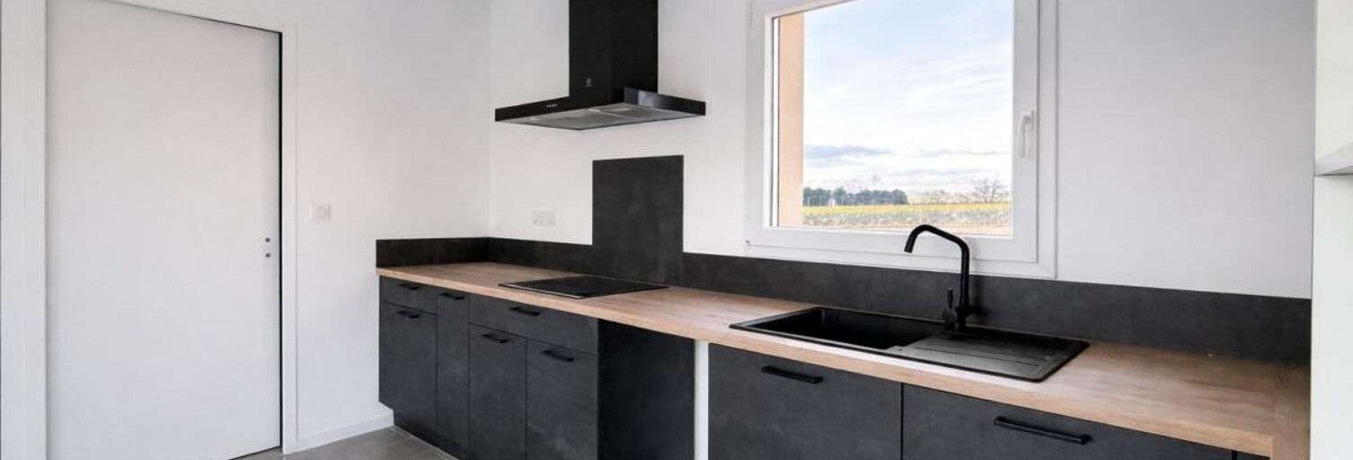 Maison 3 Pièces 80 m² à vendre à Salmiech (12120)