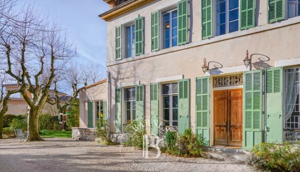 Villa / Maison 8 pièces  à vendre Marseille 13eme 13013