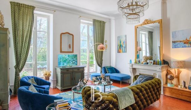 Villa / Maison 8 pièces  à vendre Marseille 13eme 13013