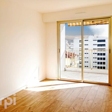 Appartement 2 pièces 490000 €