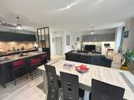 RARE APPARTEMENT VANNES INTRAMUROS - T4  RÉNOVE 95 -m²- TRAVERSANT AU CŒUR DE VANNES-TRES LUMINEUX — photo 3