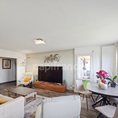 Appartement 5 pièces 149000 €