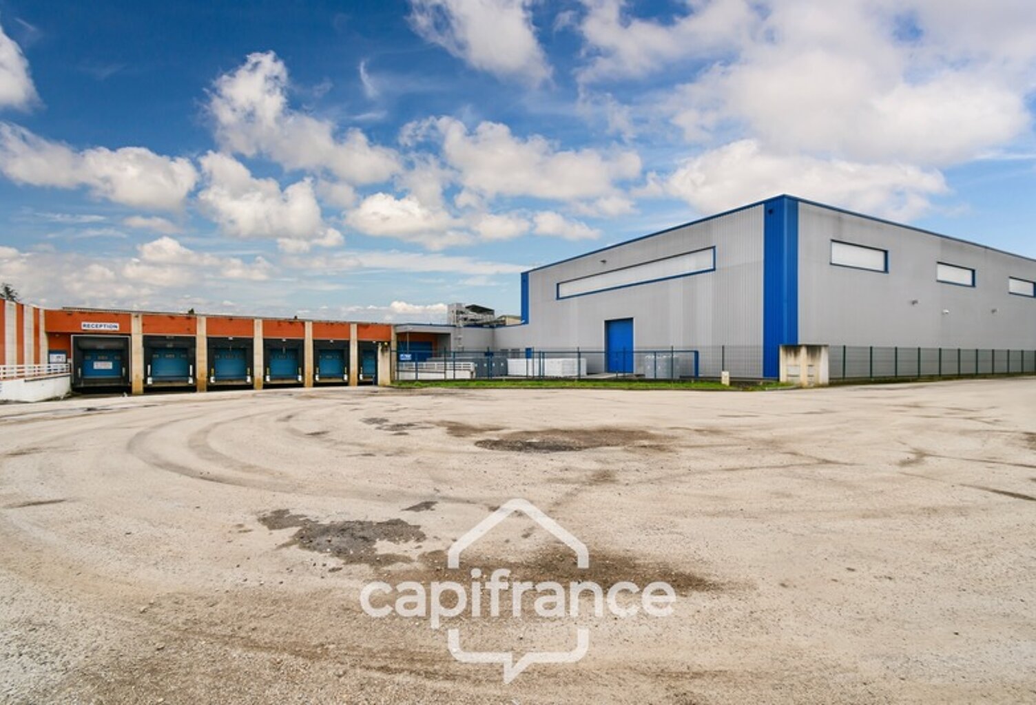 À VENDRE – ENTREPÔT LOGISTIQUE 3 841 m² AVEC QUAIS – VIRAZEIL (47) — photo 1