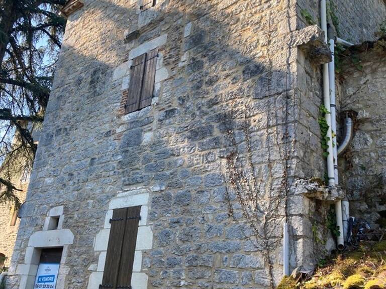 ANCIENNE  TOUR EN PIERRE à vendre 3 pièces BOUZIES (46) — photo 1