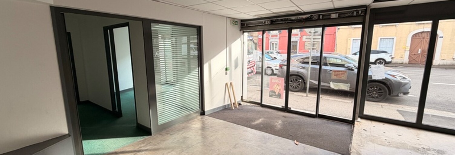 Commerce 9 Pièces 247 m² à louer à Tassin-la-Demi-Lune (69160)