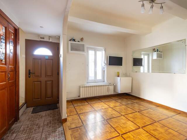 MAISON DE VILLE INDÉPENDANTE – LE CAMAS – 63 M² – BUREAU & SOUPLEX – RARE SUR LE SECTEUR – FORT POTENTIEL – VISITE VIRTUELLE DISPONIBLE — photo du bien