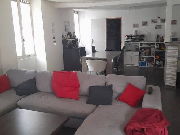 À vendre proche de SEZANNE, maison de 5 pièces avec une dépendance et son jardin — photo 1