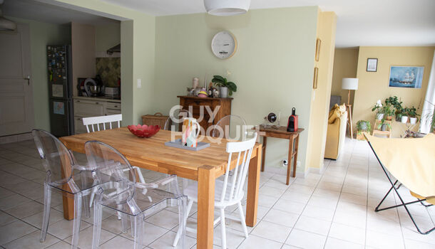 Villa / Maison 9 pièces  à louer Aubenas 07200