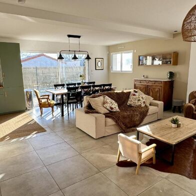 Maison 5 pièces 399900 €