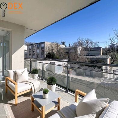 Appartement 4 pièces 262500 €