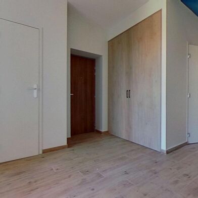 Appartement 2 pièces 745 €