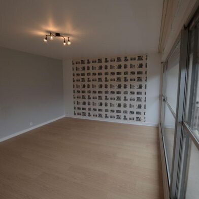 Appartement 3 pièces 845 €