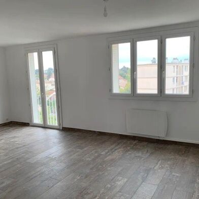 Appartement 3 pièces 950 €