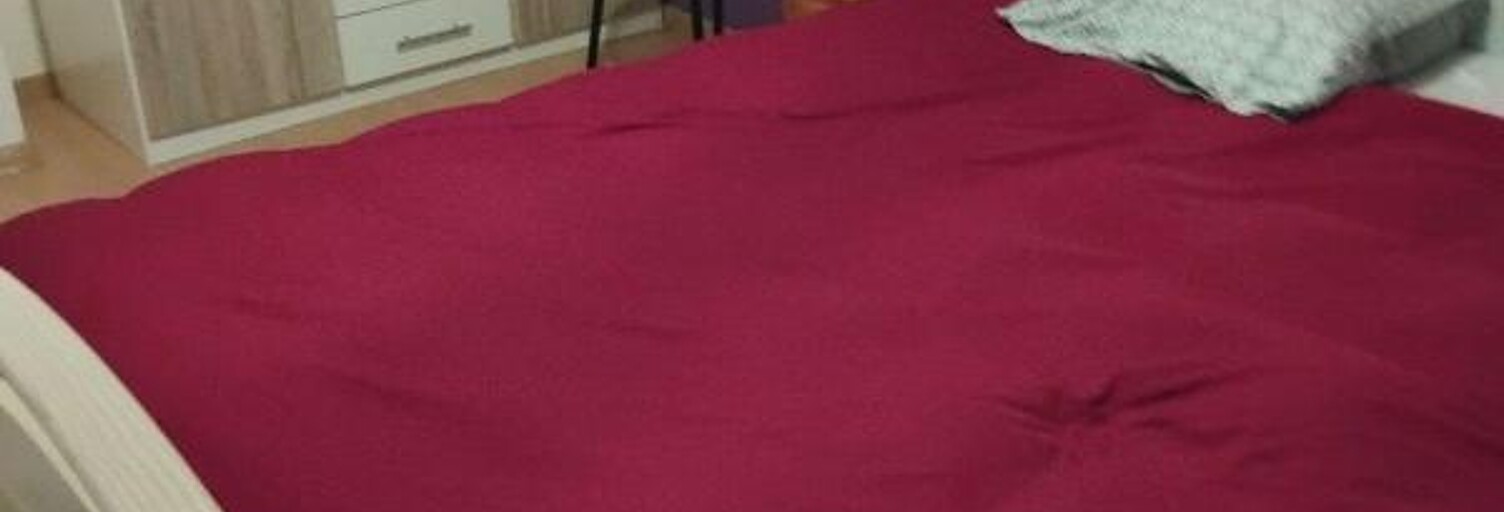 Appartement 1 Pièce 140 m² à louer à Péron (01630)