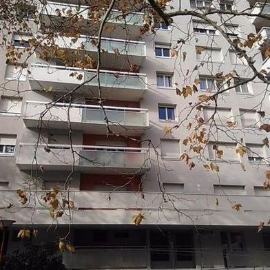 Appartement 2 pièces 880 €