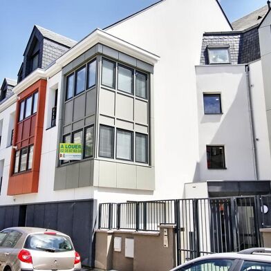 Appartement 4 pièces 980 €