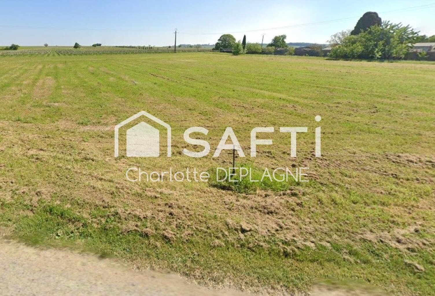Terrain de 996m2 emplacement privilégié , cadre de vie recherché ce terrain est une vrai perle rare. — photo 1