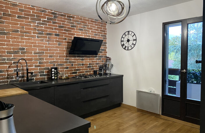 Plateau de Saint Rambert - Lyon9 - Bel appartement T5 spacie — photo 4
