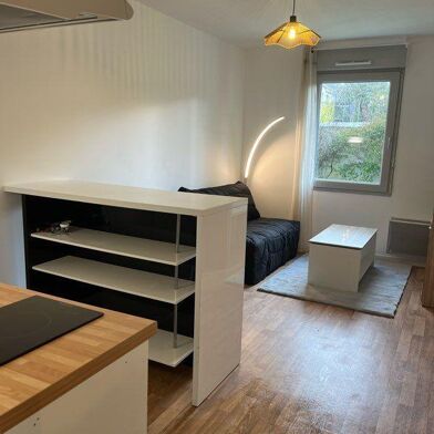 Appartement 1 pièces 630 €