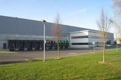 Local industriel  78800 €