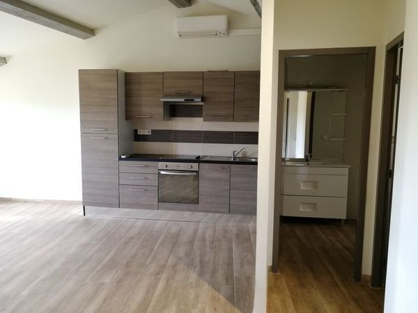 Appartement 3 pièces  à louer Verdière (La) 83560
